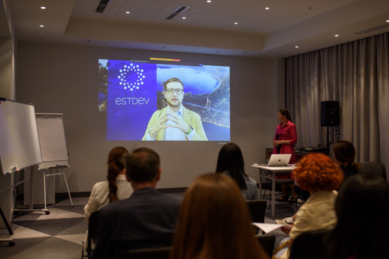 Videotervitus ESTDEVilt.